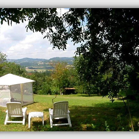 Bed & Breakfast Cascina Luvot