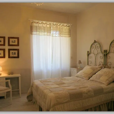 Cascina Luvot Bed and Breakfast 3*