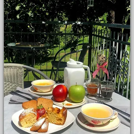 Cascina Luvot Bed & Breakfast 3*