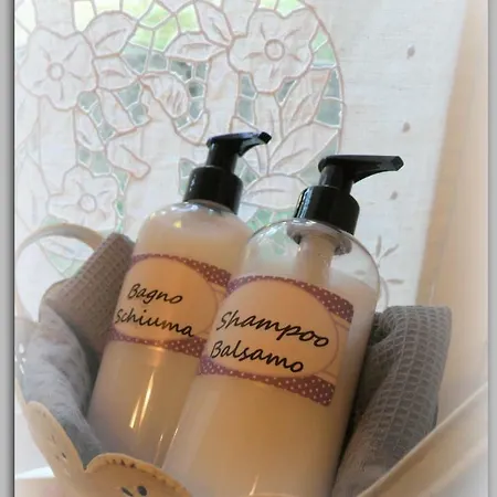 Bed & Breakfast Cascina Luvot 3*