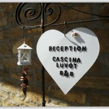 Bed & Breakfast Cascina Luvot